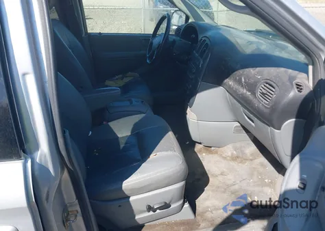 2006 Dodge Grand Caravan Sxt z USA, uszkodzony, nr VIN 2D4GP44L36R817115